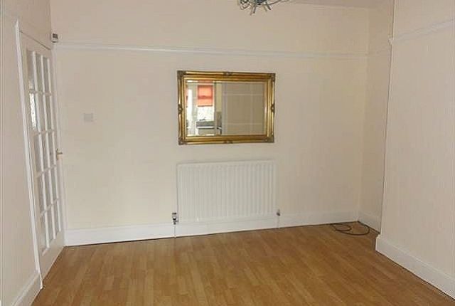 7, Fairview Road, Wolverhampton photo 5