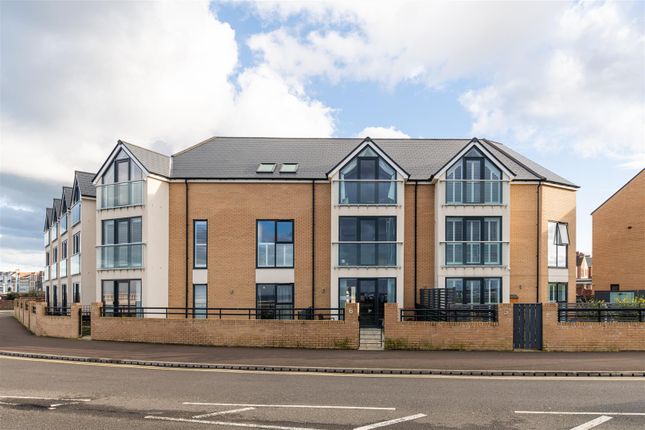 Thumbnail Town house for sale in Empress Point, Promenade, Whitley Bay