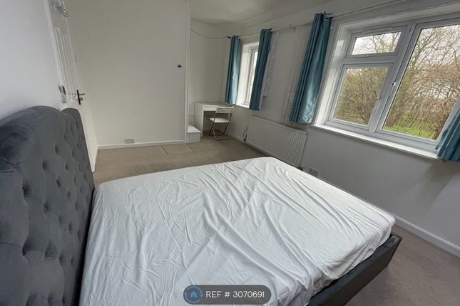 Muchelney Road, Morden photo 3