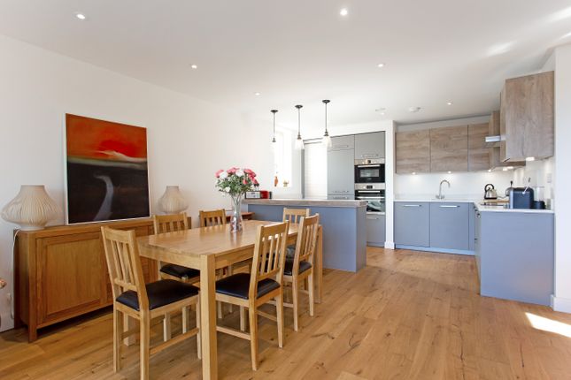 Flat for sale in College Road, Epsom