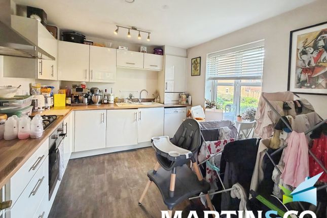 2 Whitby Court, 10, Scampston Drive, Wakefield photo 5