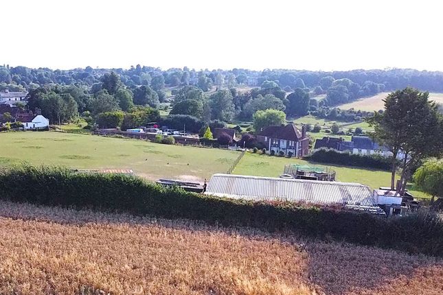 The Stables, Piccotts End Lane, Hemel Hempstead photo 3
