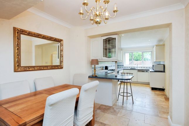 182, Hopgarden Road, Kent photo 4