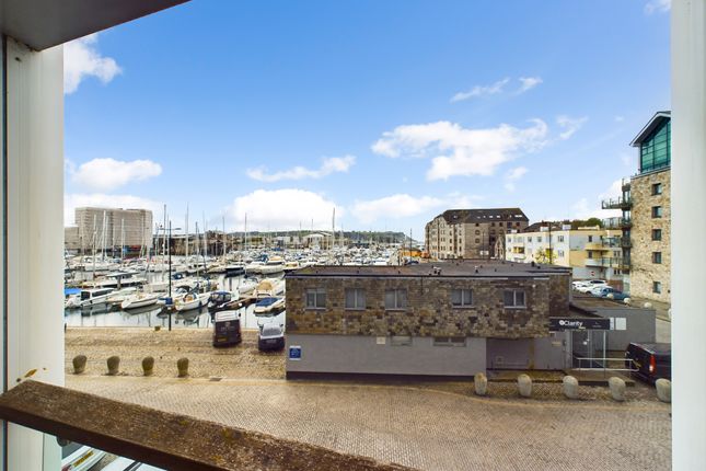 Flat to rent in North Quay, Plymouth