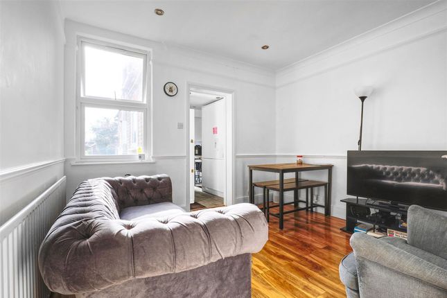 17 Westlea Road, Broxbourne photo 4