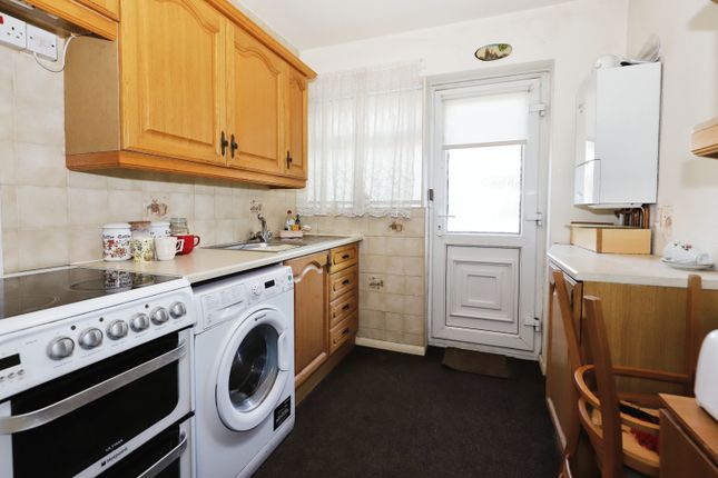 Flat for sale in Chequerfield Drive, Wolverhampton
