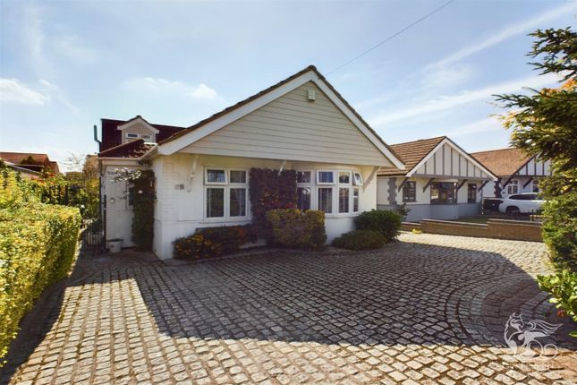 Bungalow for sale in Oxford Road, Stanford-Le-Hope