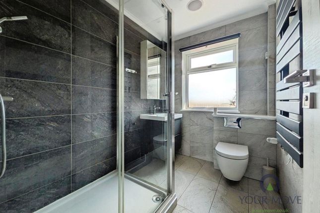 12, Almond Tree Close, Kent photo 3