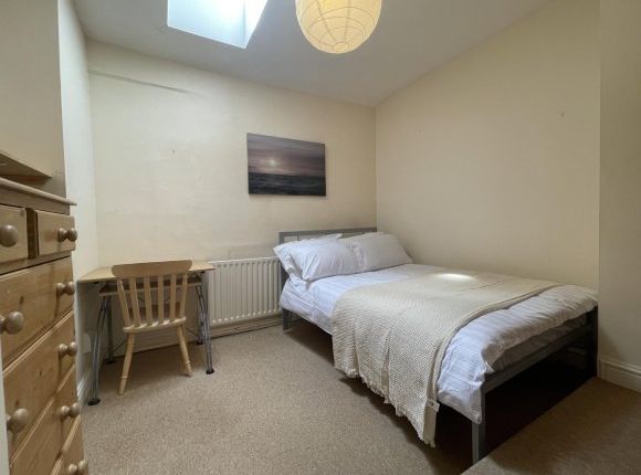39, Newport, Lincoln photo 4