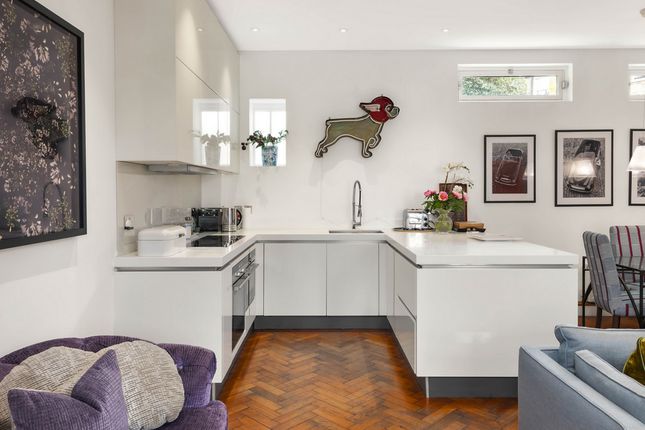 1, Kersley Mews, London photo 3