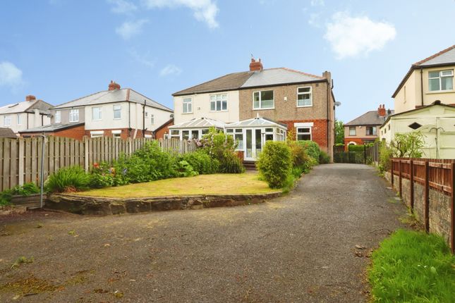 12, Hunstone Avenue, Sheffield photo 4