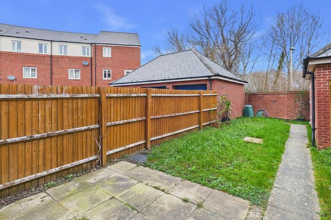 10, Longhorn Avenue, Gloucester photo 4