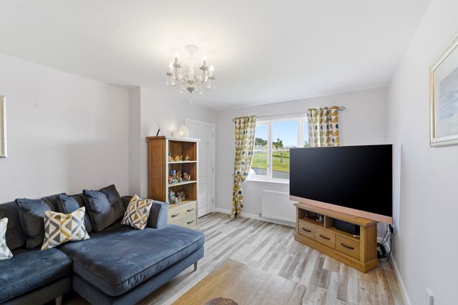 10, Moonlight Gardens, Arbroath photo 3