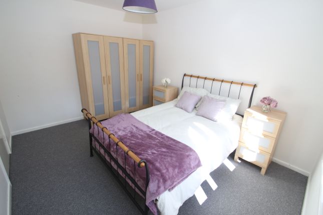 18, Newcastle upon Tyne photo 5
