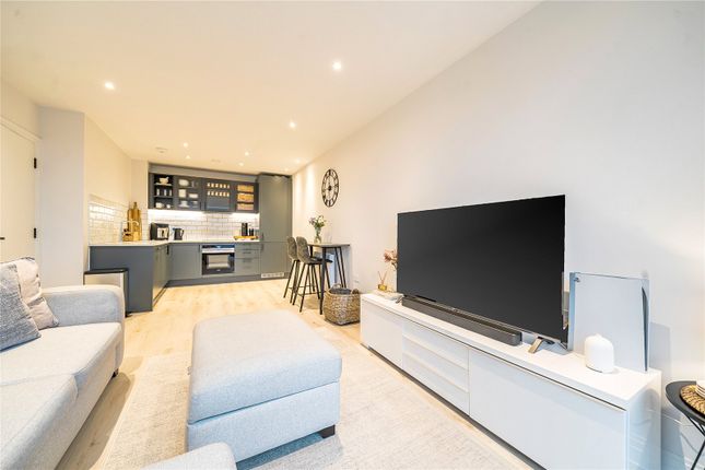 Flat 70, Ashwood House 16-22,, Pembroke Broadway, Surrey photo 2