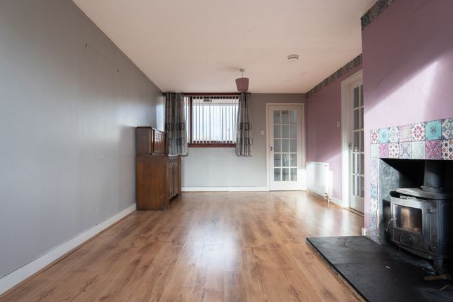 3, Macrae Grove, Dingwall photo 2