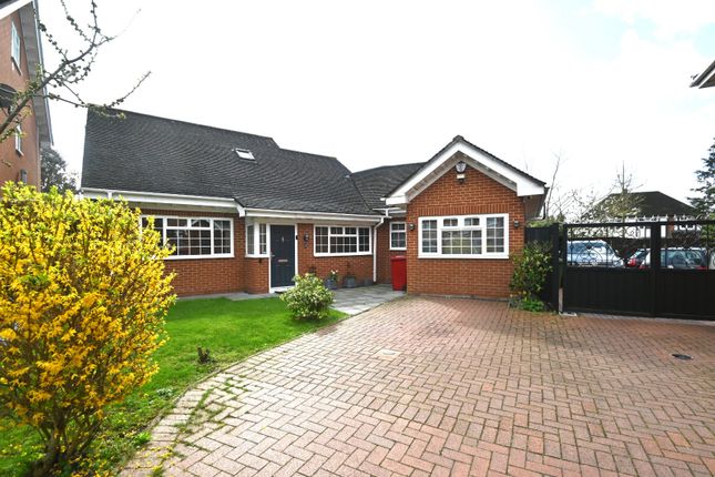Thumbnail Property for sale in Whitehouse Way, Langley, Berkshire