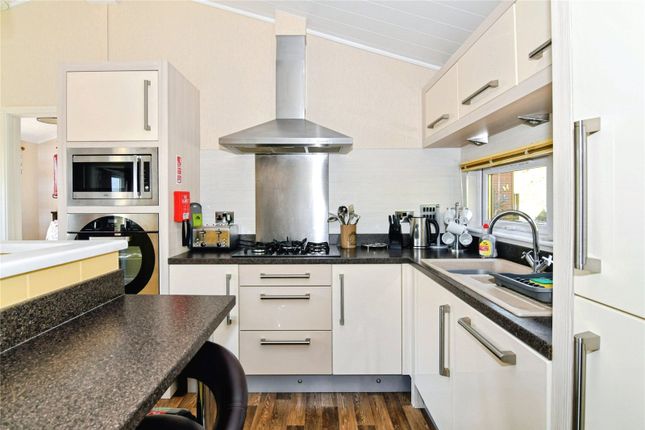 Lodge 25,, Bossiney, Cornwall photo 2