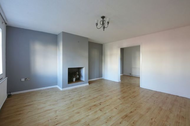 Flat to rent in Marina Village, Preston Brook, Runcorn