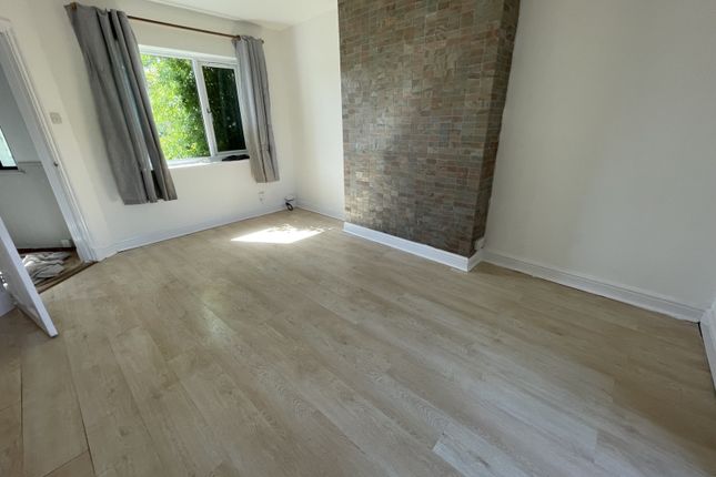 101 Potton Road, St. Neots photo 2