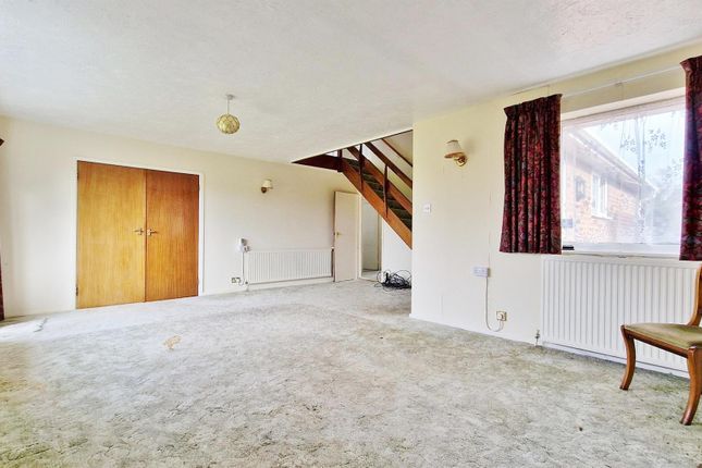 Property for sale in Ferndown Road, Frinton-On-Sea