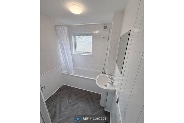 Broomlee Close, Newton Aycliffe photo 2