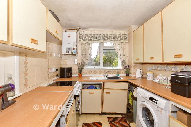 11, Dimmock Close, Tonbridge photo 3