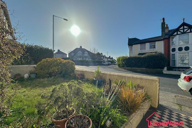 11, Royal Drive, Onchan photo 3
