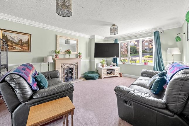 5, Spencers Holt, Harrogate photo 2