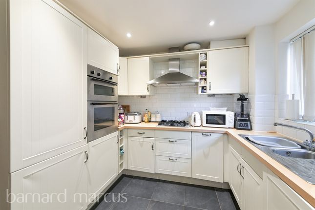 Flat 4, Kinsale Grange, 57, Langley Park Road, Sutton photo 4