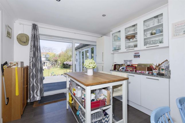 58, St Lawrence Avenue, Worthing photo 2