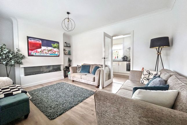 66, Meadow Drive, Newcastle upon Tyne photo 2