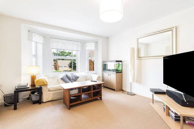 8, Attwood Drive, Reading photo 2