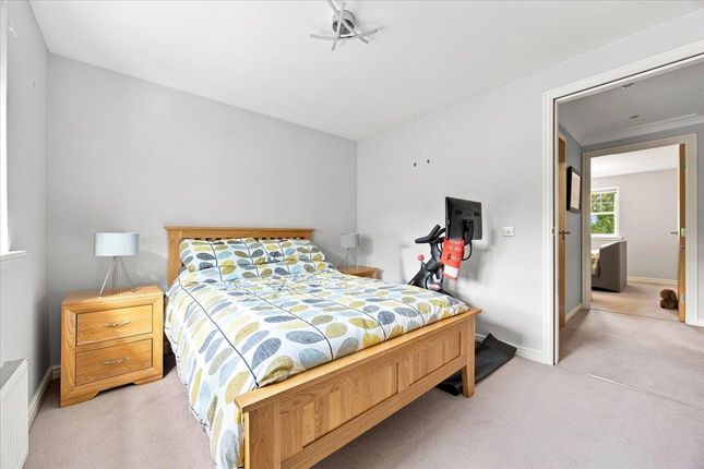 Flat 1/1, 11, Bothlin Court, Lenzie photo 4