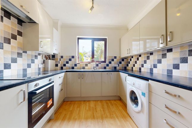 Flat 8 Marina View, 29, Park Road, Swanage photo 2