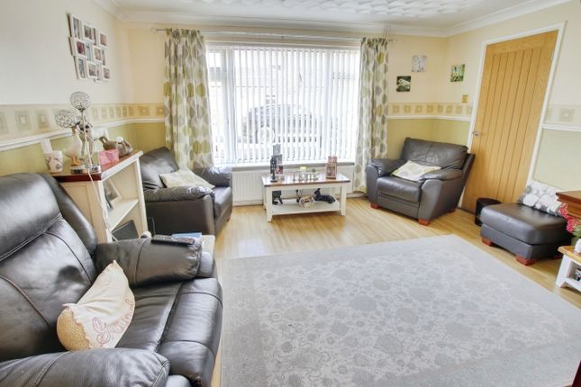 27, Asplin Avenue, March photo 2