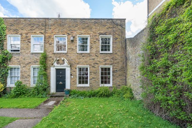 Thumbnail Detached house for sale in St. Pauls Road, London