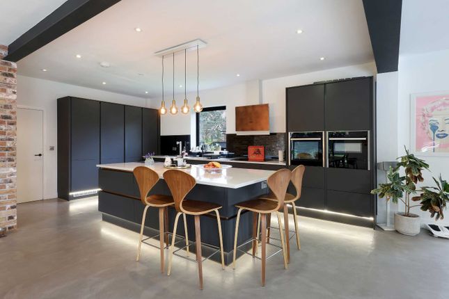 26, Meadow Lane, Buckinghamshire photo 4