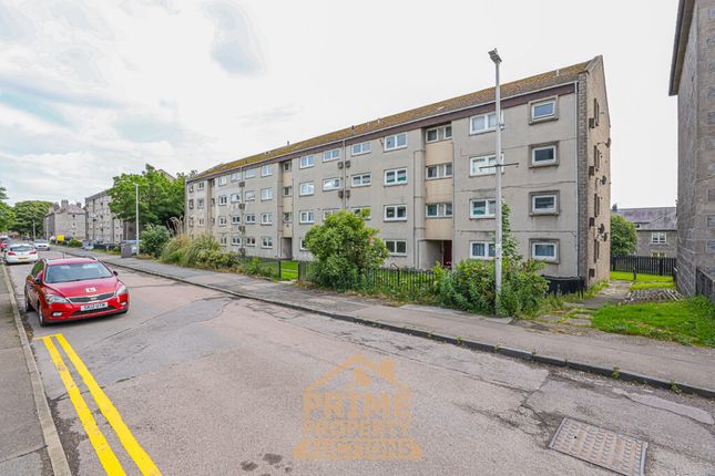 2-bed flat on 20C, Marquis Road, Aberdeen, £60,000