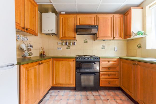 13, Old Mill Lane, Polegate photo 3