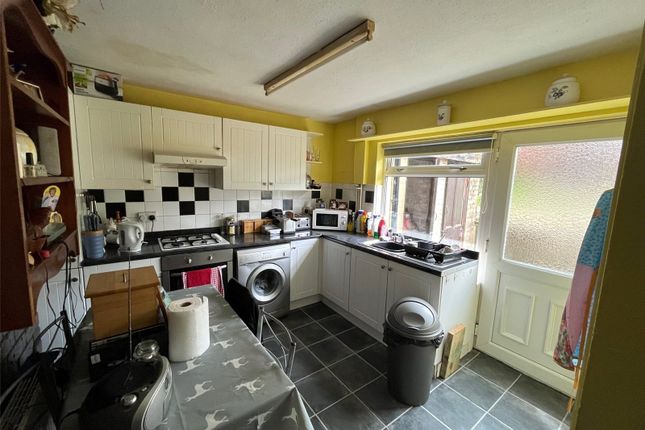 45, Longhouse Road, West Yorkshire photo 3