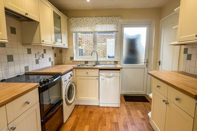 14, Bremilham Rise, Malmesbury photo 2