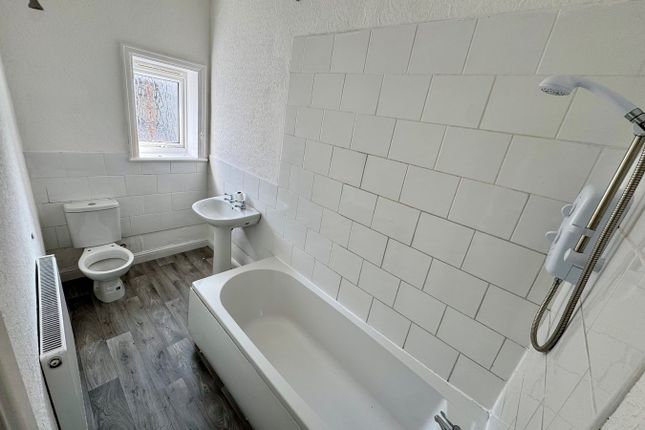13, Herbert Street, Bacup photo 5