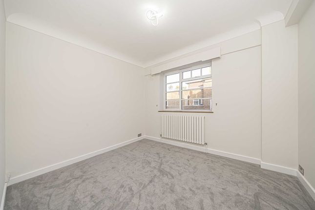 Flat for sale in Church Road, Richmond Hill