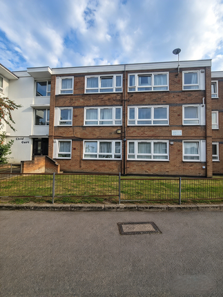 Flat 12, Child Court, 285 Forest Road, London photo 4