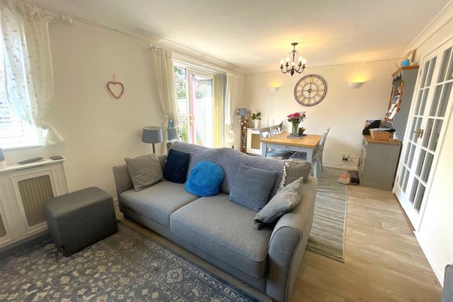 Teakwood, Alverstone Road, Sandown photo 4
