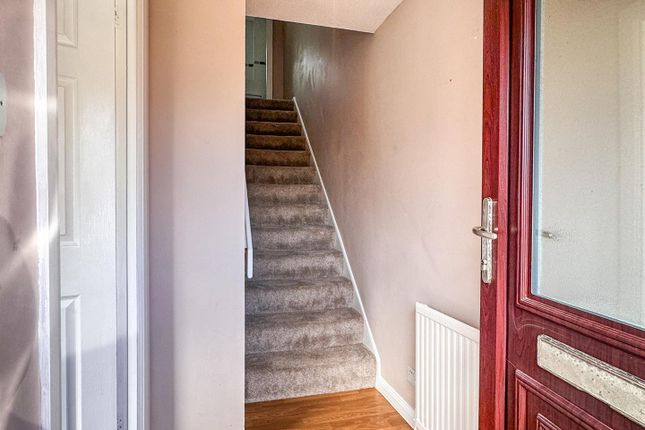 9, Mcinnes Place, Wishaw photo 3