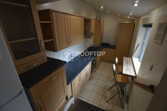 9, Norwood Road, Leeds photo 2