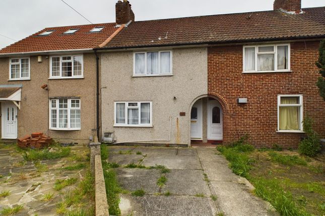 Property for sale in Wood Lane, Dagenham