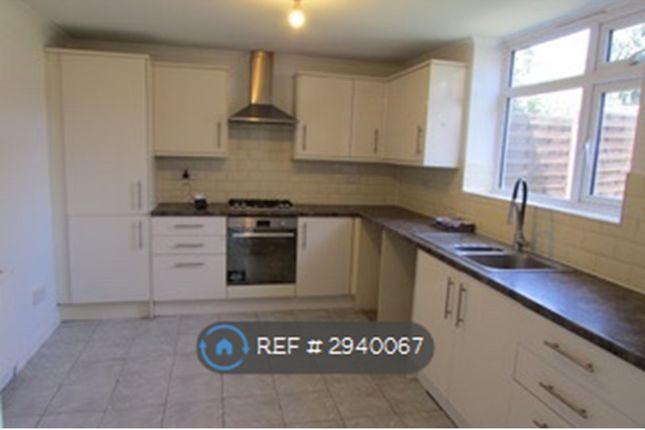 Retford Road, Romford photo 4